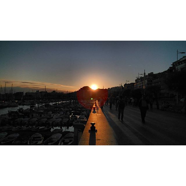  The golden hour.#santander #bahia #sun #sol #atardecer #sunset #goldenhour #landscape #paisaje