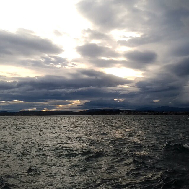  La mar esta picada.#Santander #bahia #video #tormenta #landscape #paisaje