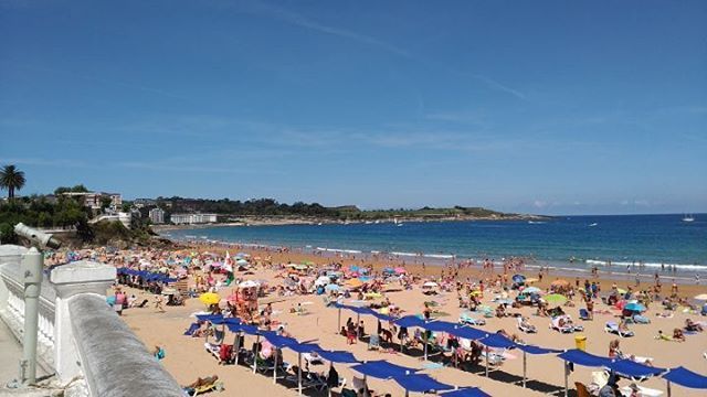  Impresionante día de playa en Santander